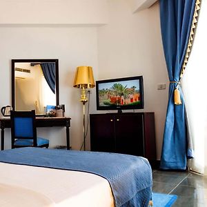 Deluxe Double or Twin Room Sea View